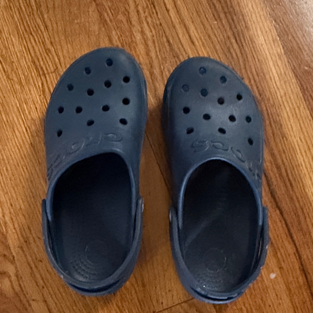 CROCS Kids Navy Vented Clog Sandals